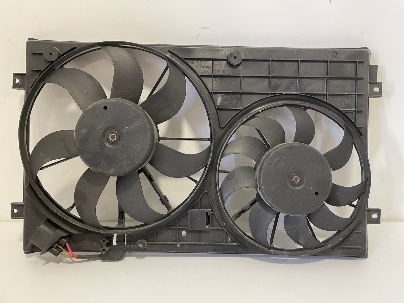 1.4 TSI hűtőventilátor (38764)