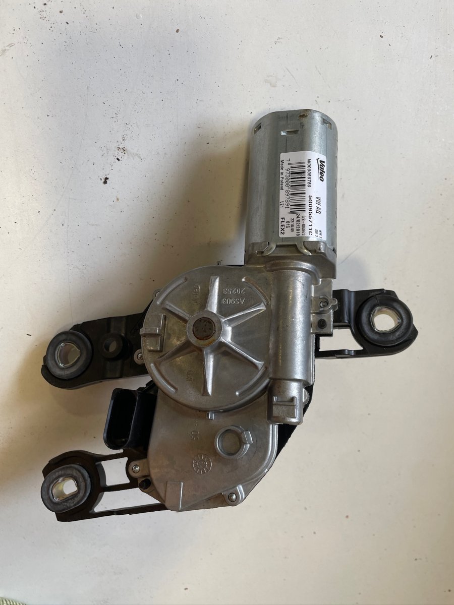 hátsó ablaktörlő motor